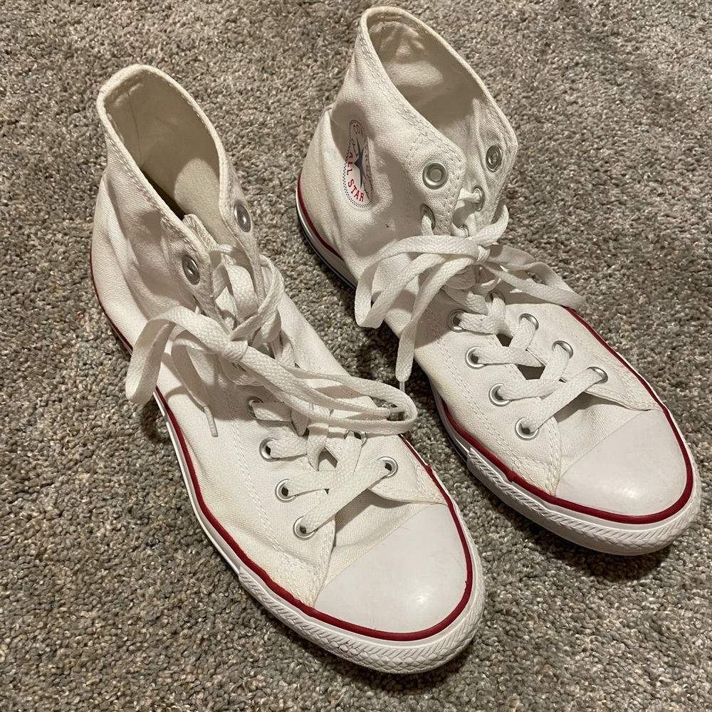 Converse high tips white mens size 9- worn once